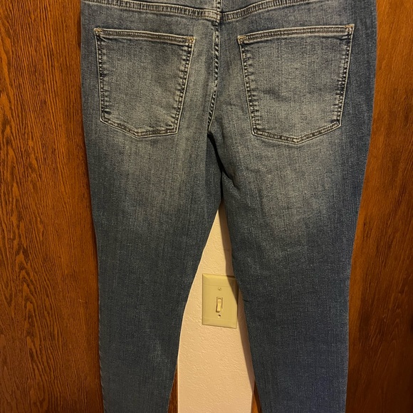 Universal Thread High Rise Skinny Jeans Size 10 - Picture 2 of 6